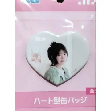 [ MOKA ] ILLIT 하트형 캔뱃지 모카