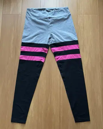 핑크 라인 레깅스