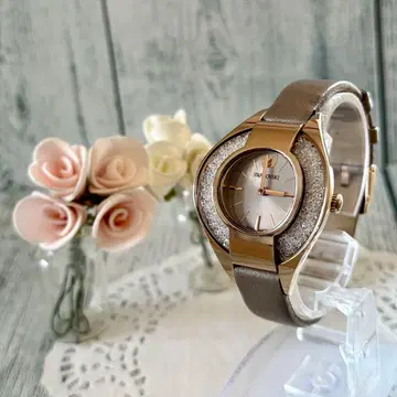 [ 레어 ] 스와로브스키 Swarovski 손목시계 크리스탈라인 스포티