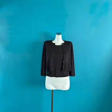 1243 FOXEY 폭시 [ 새상품급 ] 블랙 긴팔 앙상블 가디건 40