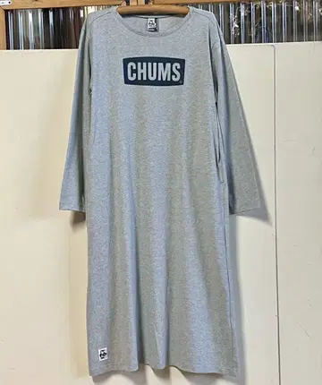 새상품 CHUMS 로고 원피스 참스 hgm