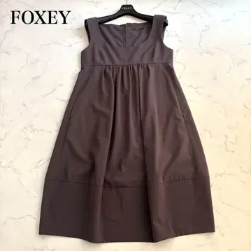 새상품급 FOXEY 레이디 엠파이어 원피스 드레스 슬리브리스 카키