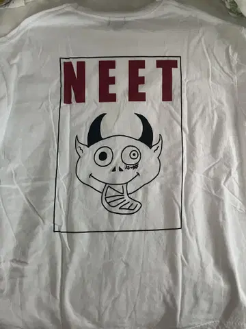 NEE 티셔츠 니러브