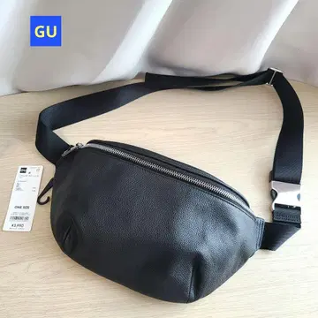 GU 지유 리얼 가죽 바디백 블랙 소가죽