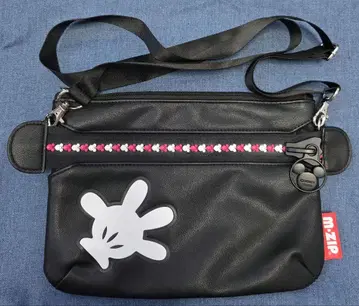 M-ZIP Disney 콜라보 사코슈 블랙 [ 미사용품 ]