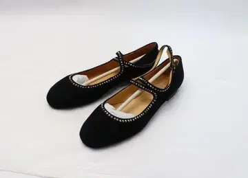 새상품 ground 라운드 스터드 스트랩 플랫 펌프스