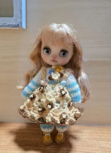 몬스토 인형 아웃핏 파올라 인형 미니 아웃핏 겸용 의류