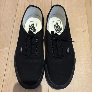 VANS 블랙 스니커즈