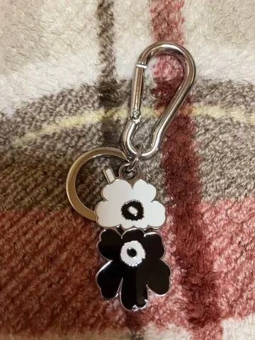 마리메꼬 marimekko 우니코 카라비너 부착 키링