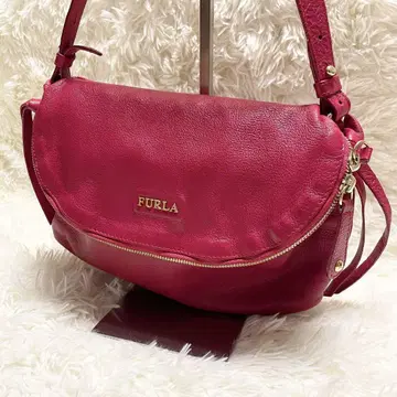 [ 새상품급 ] FURLA 훌라 원숄더백 핑크 로고 주름 가죽
