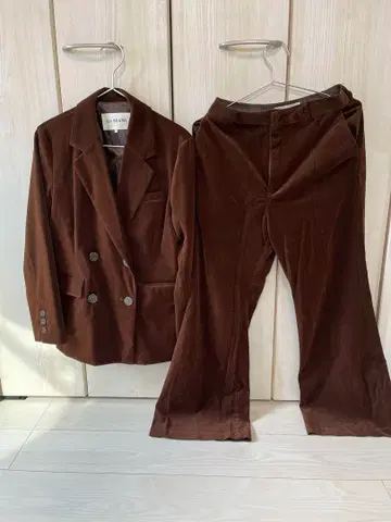 레이 빔즈 코듀로이 수트