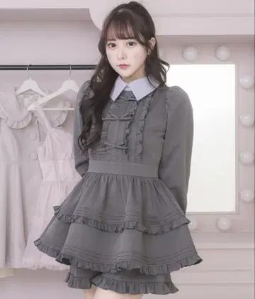 [ 택 포함 새상품, 미개봉 ] pium 프릴 리본 카라 부착 셋업 차콜