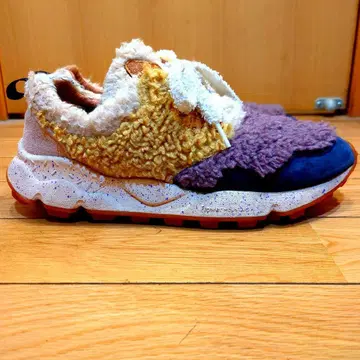 FlowerMOUNTAIN 멀티 컬러 플리스 스니커즈 24.5cm