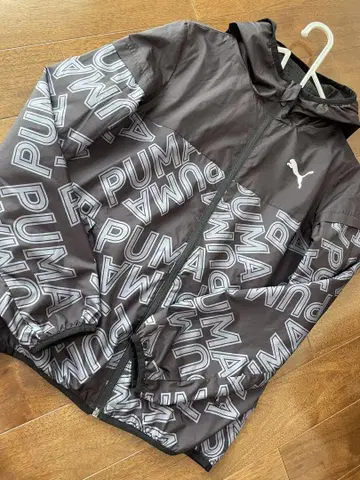 PUMA 여성용 윈드브레이커 M 사이즈