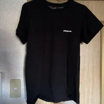 patagonia 블랙 T셔츠