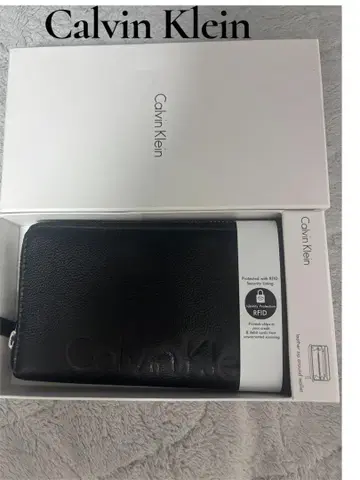 Calvin Klein 장지갑 블랙 라운드 지퍼