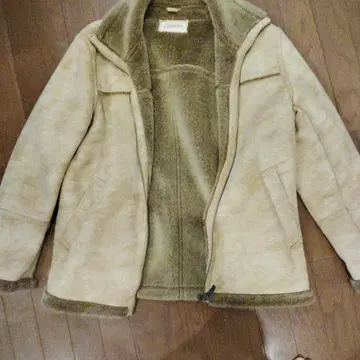 CARTER'S 베이지 무스탕 코트 L 사이즈