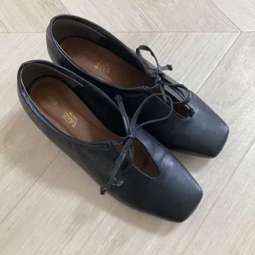 Kastane 카스타네 2way 슬릿 펌프스 블랙 23.5cm
