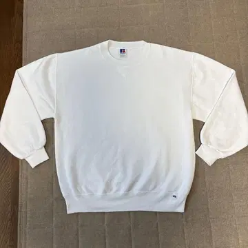 새상품급 USA제 90s 러셀 애슬레틱 맨투맨 무지 화이트