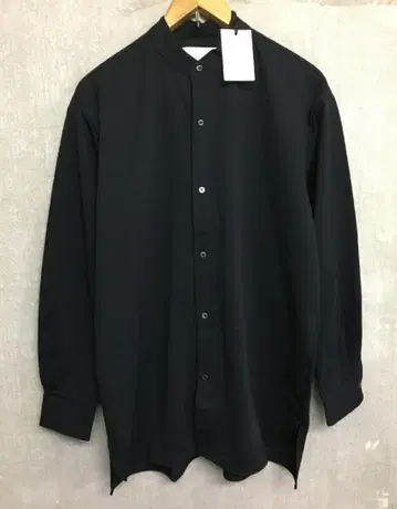 컬리 21ss 택 포함 새상품 밴드 카라 셔츠