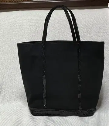 새상품급 바네사브루노 토트백 스팽글 블랙