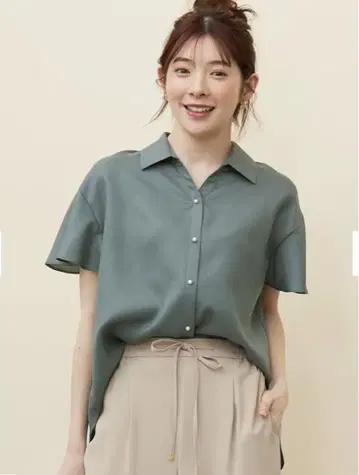 [ 새상품 ] 속건성 접촉 냉감 애니시스 스무디 폴리에스테르 블라우스