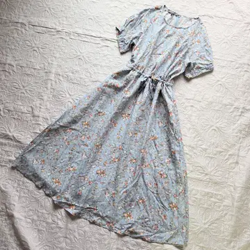 택 포함 LAURA ASHLEY 스카이블루 꽃무늬 반팔 롱 원피스 11호