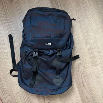 NEWERA 백팩 파랑 프로텍터 포함