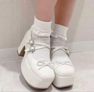 evelyn 에블린 메리 제인 펌프스 통굽 로퍼 화이트