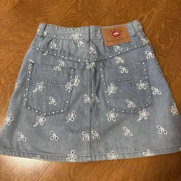 MARC JACOBS 스터드 미니 스커트 새상품급