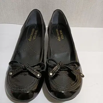 shoe'mercato VITA NOVA 리본 펌프스 블랙 에나멜
