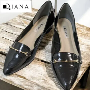 DIANA 다이애나 에나멜 펌프스 로퍼 로우힐 플랫