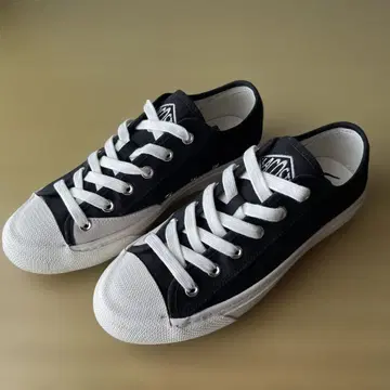 LACOSTE 라코스테 BACKCOURT 2.0 124 1 CMA