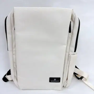 미사용 새상품 데일리 백팩 Nordace Siena Pro13 화이트