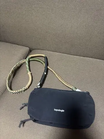 토폴로지 보틀 사코슈 백
