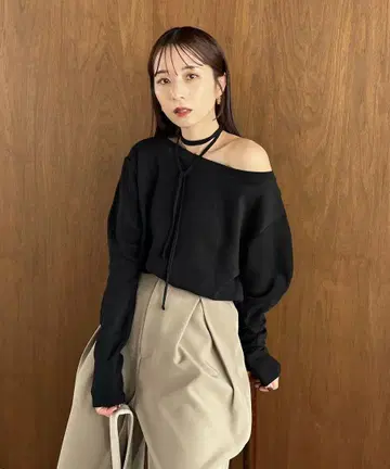 [shio 기획] 초커 보트넥 롱T 블랙