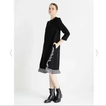 미사용 보더스 앳 발코니 TRIMMED DRESS 38 L 사이즈