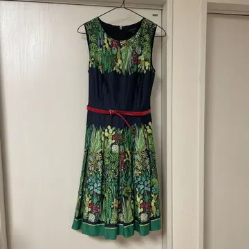 TOMMY HILFIGER 플로럴 슬리브리스 원피스 6