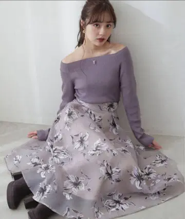 러버 플라워 턱 스커트 프로포션 바디 드레싱