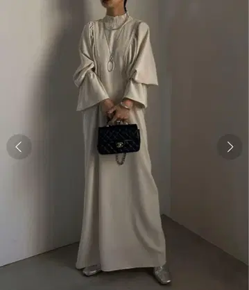 AMERI UPPEER VOLUME OVER DRESS