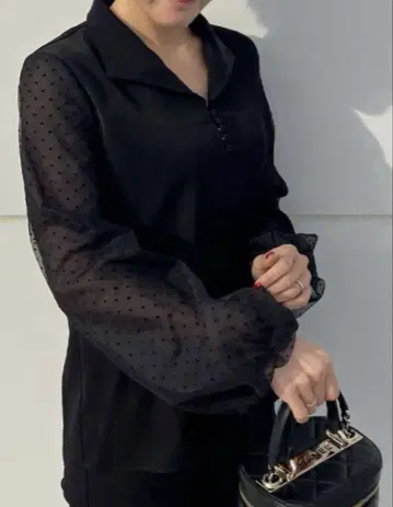 새상품 젠느 도트 튤 슬리브 블라우스