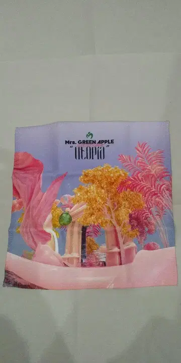 Mrs. GREEN APPLE utopia 타월