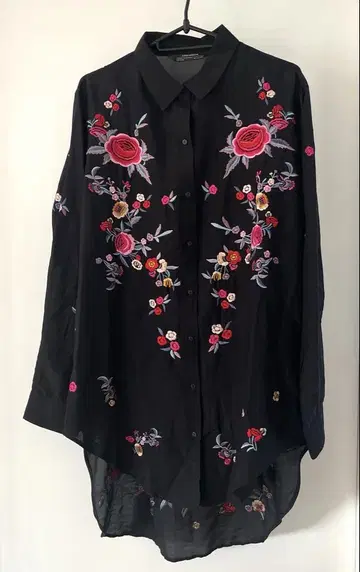 ZARA WOMAN 루즈핏 자수 블랙 롱 셔츠 블랙