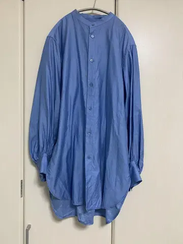 MACPHEE 코튼 몰스킨 밴드 카라 튜닉 셔츠 블루