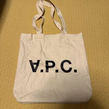 A.P.C. 베이지 토트백