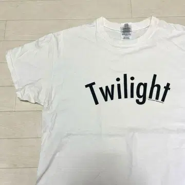 화이트 M 사이즈 tangtang 탄탄 twilight 로고T셔츠