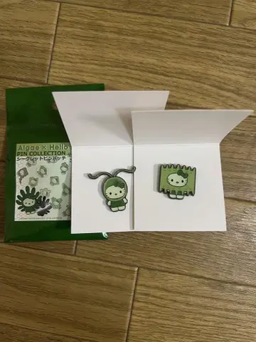 만박 일본관 모키티 시크릿 핀 배지 2개 세트