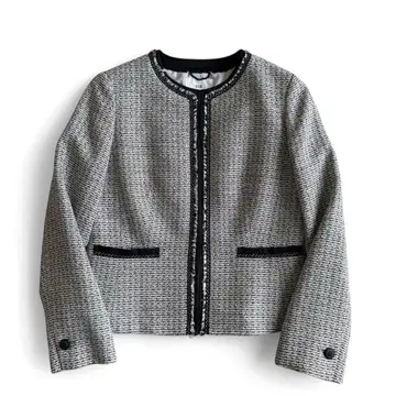 최근 새상품급 23구 라이트 샤인 트위드 노카라 자켓 그레이 38