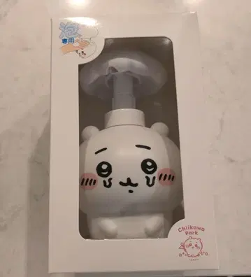 치이카와 파크 비누 디스펜서 기생된 치이카와