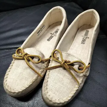 MINNETONKA 사이즈 6